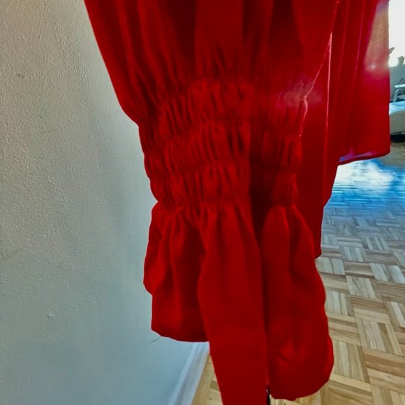 Red  blouse with gathered long sleeves - Picture 2 of 7